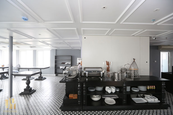 thi-cong-noi-that-nha-hang-khach-san-acoustic-39-tho-nhuom-4