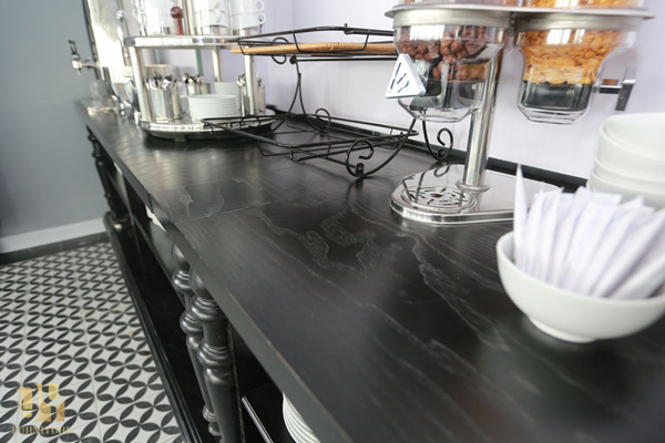 thi-cong-noi-that-nha-hang-khach-san-acoustic-39-tho-nhuom-6